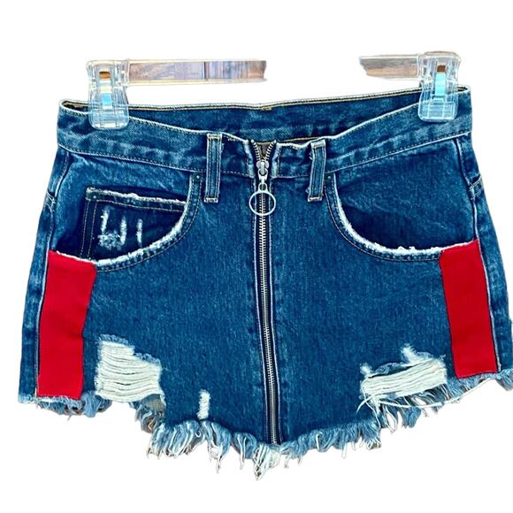 CARMAR Los Angeles Sz 26 Waist Small Denim Striped Beatrice Zip Front Mini Skirt - Picture 1 of 16